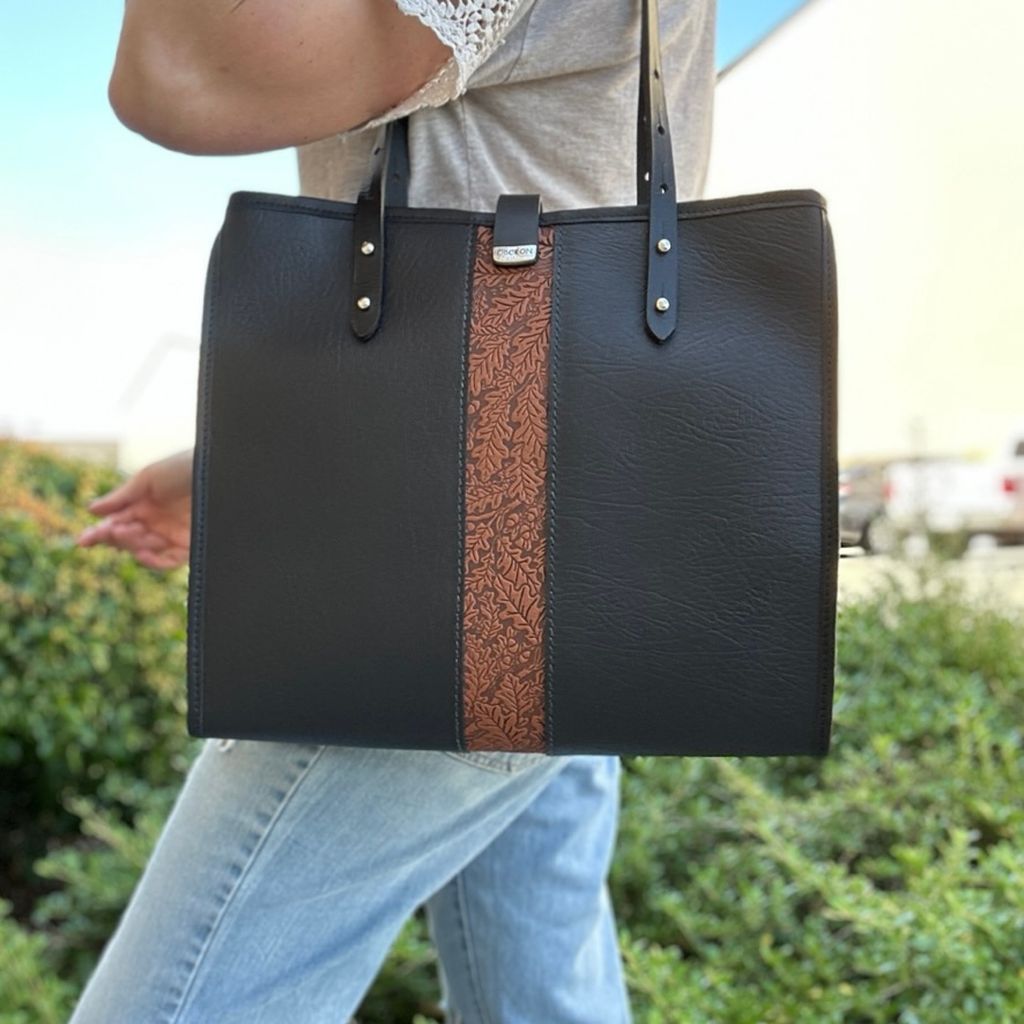 Sonoma Tote, Oak Leaves Lifestyle Model Image